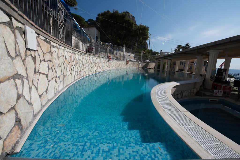 Hotel Weber Ambassador Capri Exterior photo